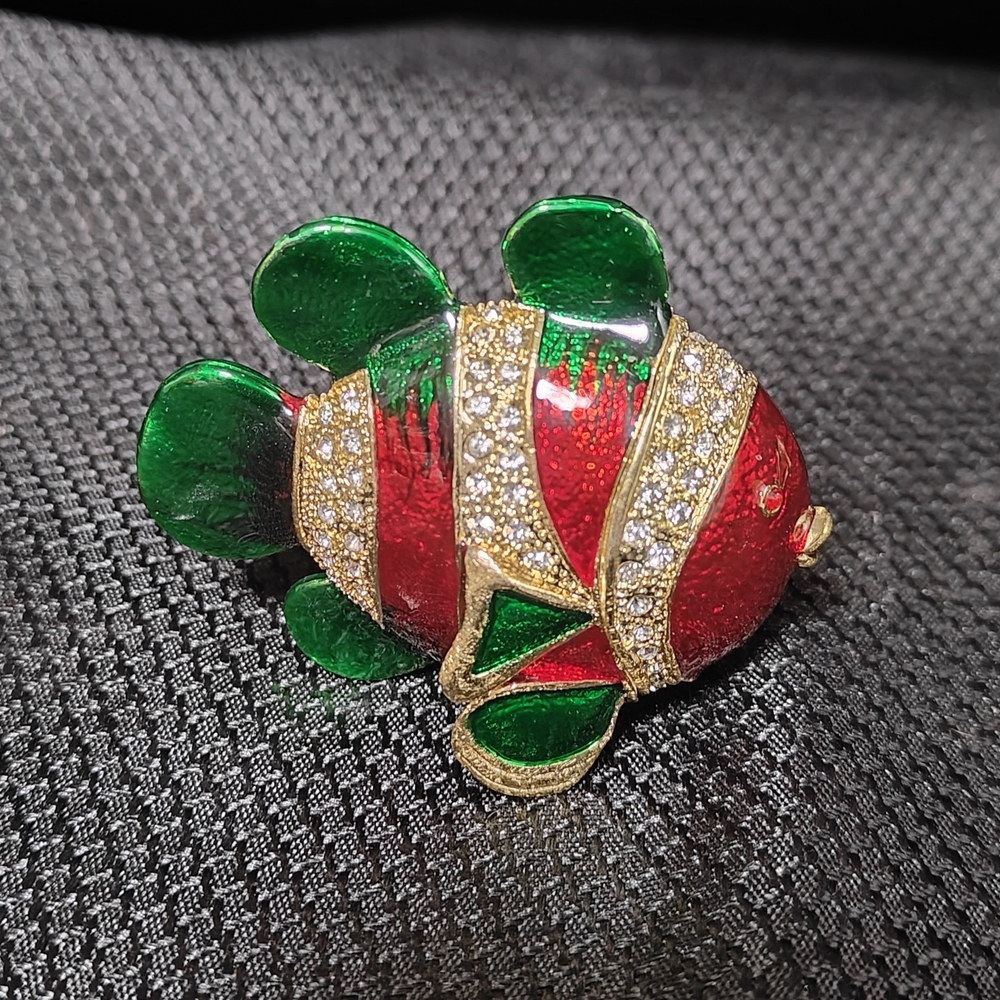Colorful Fish Brooch Set - Picture 3 of 11